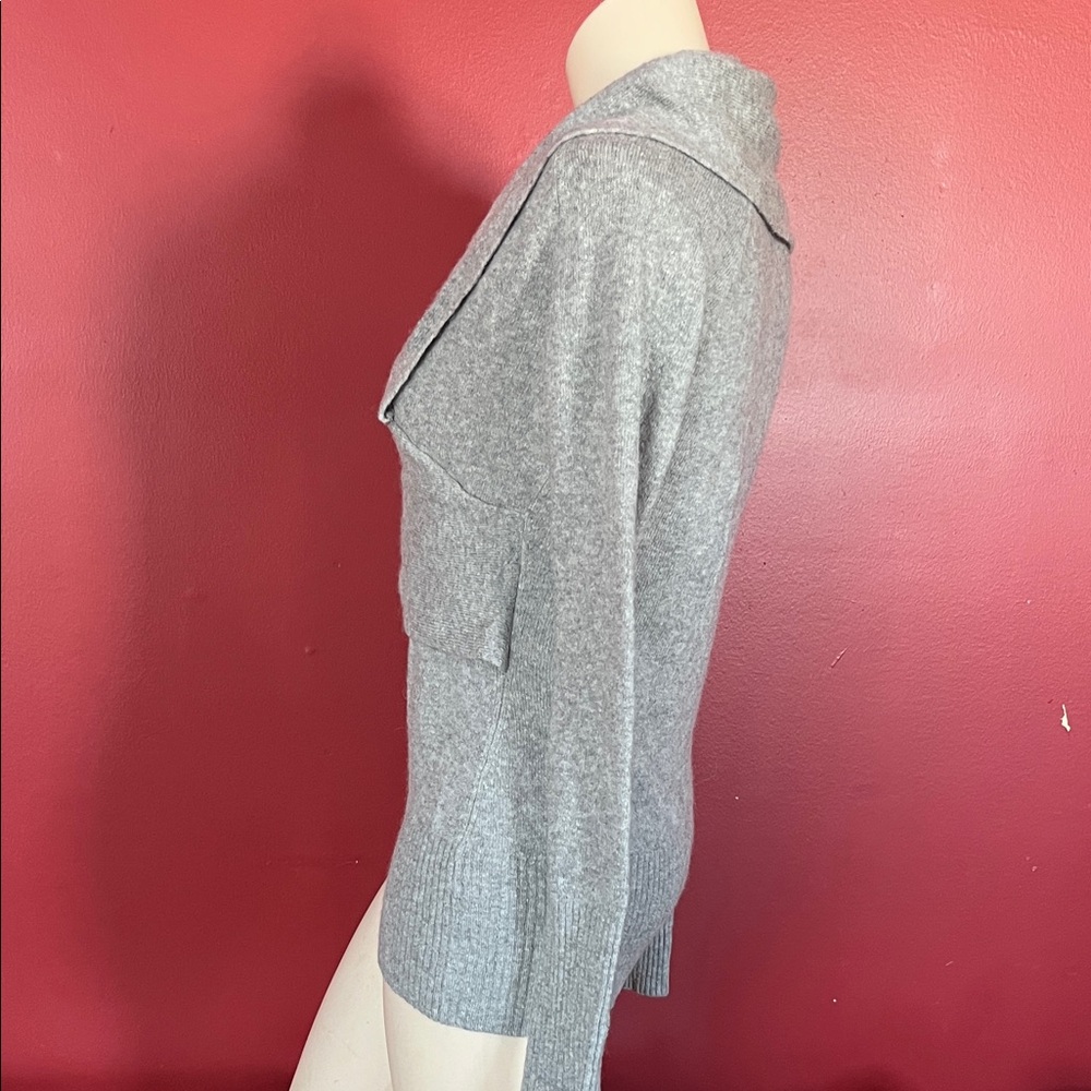 Like new Moda International Gray V-Neck Sweater - Picture 8 of 13